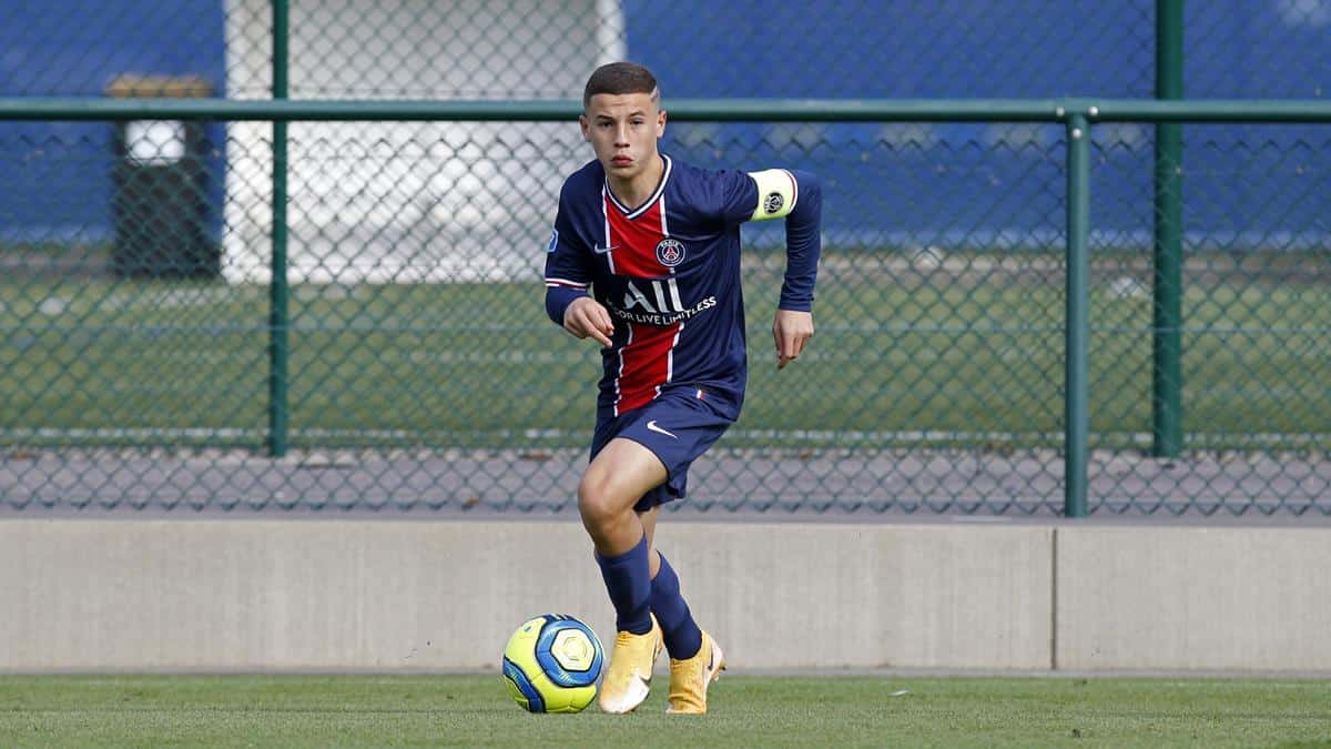 ismael-gharbi-psg | Football Tunisien